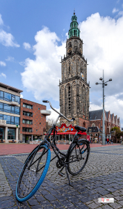 Martinitoren met fiets