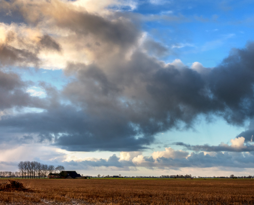 regenluchten boven firesland