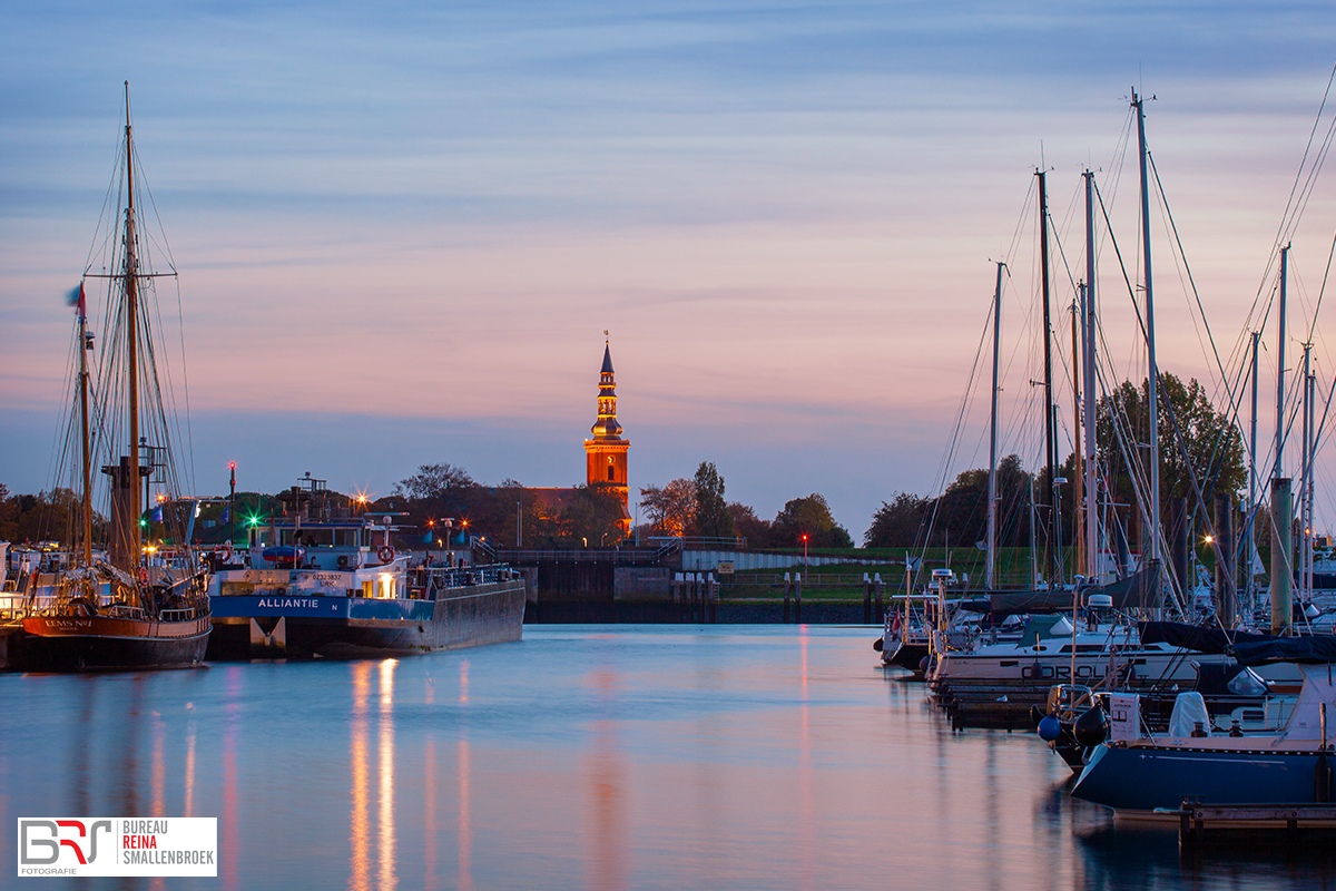 Damsterhaven Delfzijl_Met zicht op Kerk Farmsum