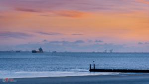 Zonsondergang vanaf Boulevard Vlissingen met zicht op Knokke