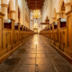 Interieur Oude Kerk Delft