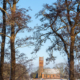 Kerk Midwolde in de sneeuw