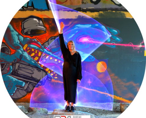 Lightpainting onder viaduct met graffiti > model Marga Gaikema - 7