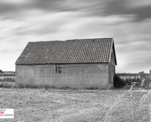 Oude schuur met Long Exposure en in zwart-wit