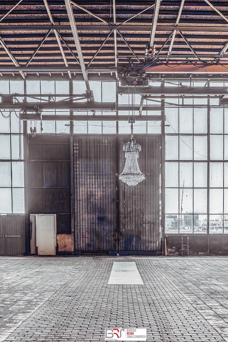 Kroonluchter in fabriek