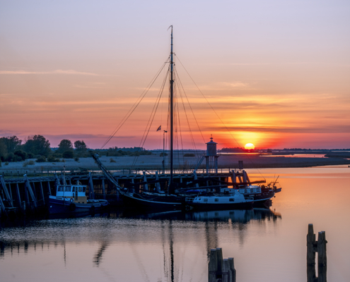 zonsondergang Zoutkamp