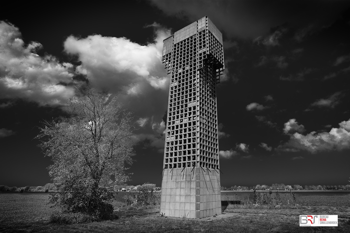 Luchtwachterstoren Warfhuizen in zw