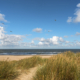 vanaf de duinen richting de Noordzee