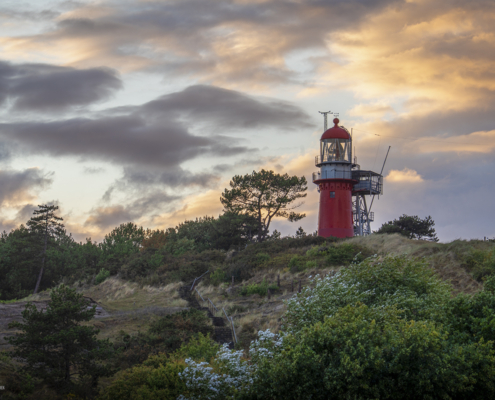 zonsondergang vuurtoren Vlieland met trap