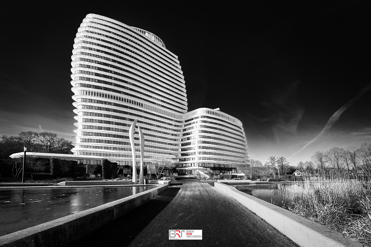 duo in de winter in zwart-wit