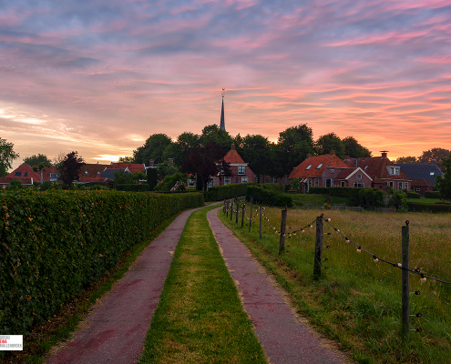 tijdens zonsopkomst Dorpsgezicht Niehove