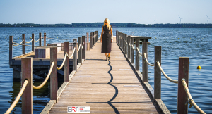 portret op steiger Gooimeer in kleur