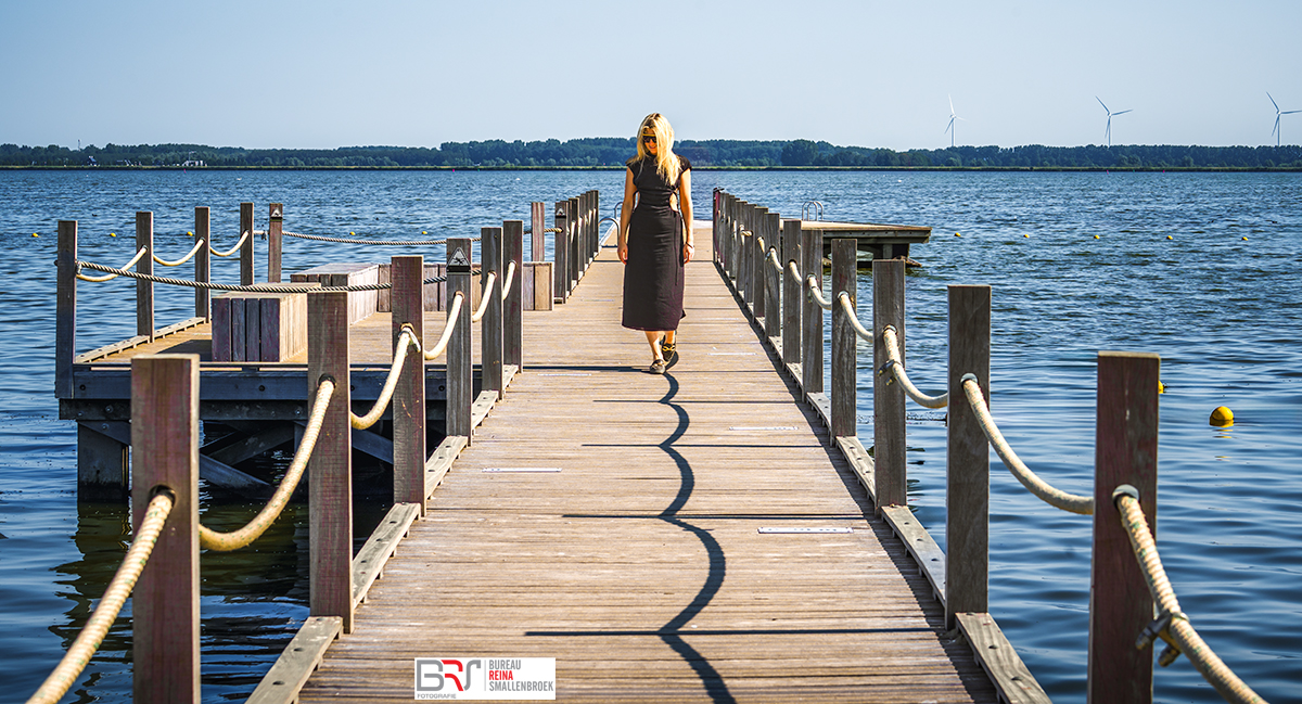 portret op steiger Gooimeer in kleur